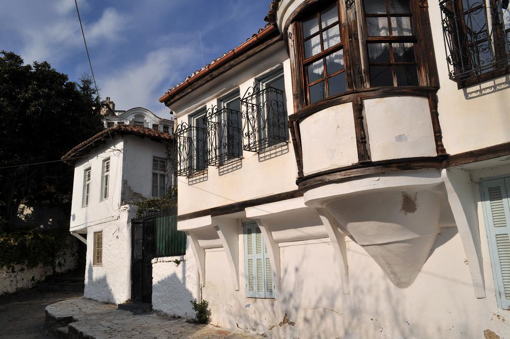 Guesthouse Xenios Zeus Stavroupoli Exteriör bild