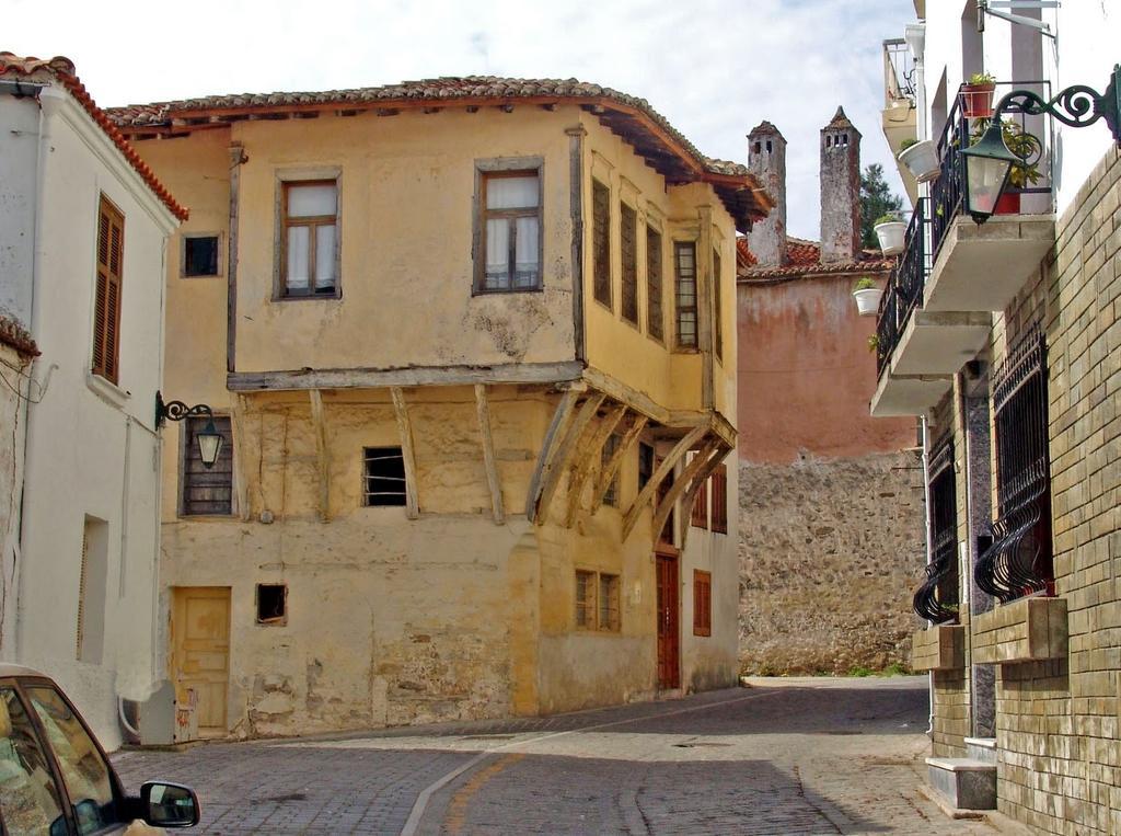 Guesthouse Xenios Zeus Stavroupoli Exteriör bild