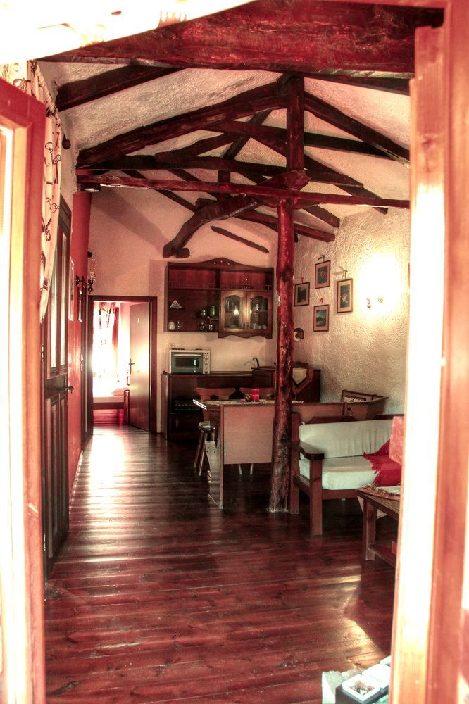 Guesthouse Xenios Zeus Stavroupoli Exteriör bild