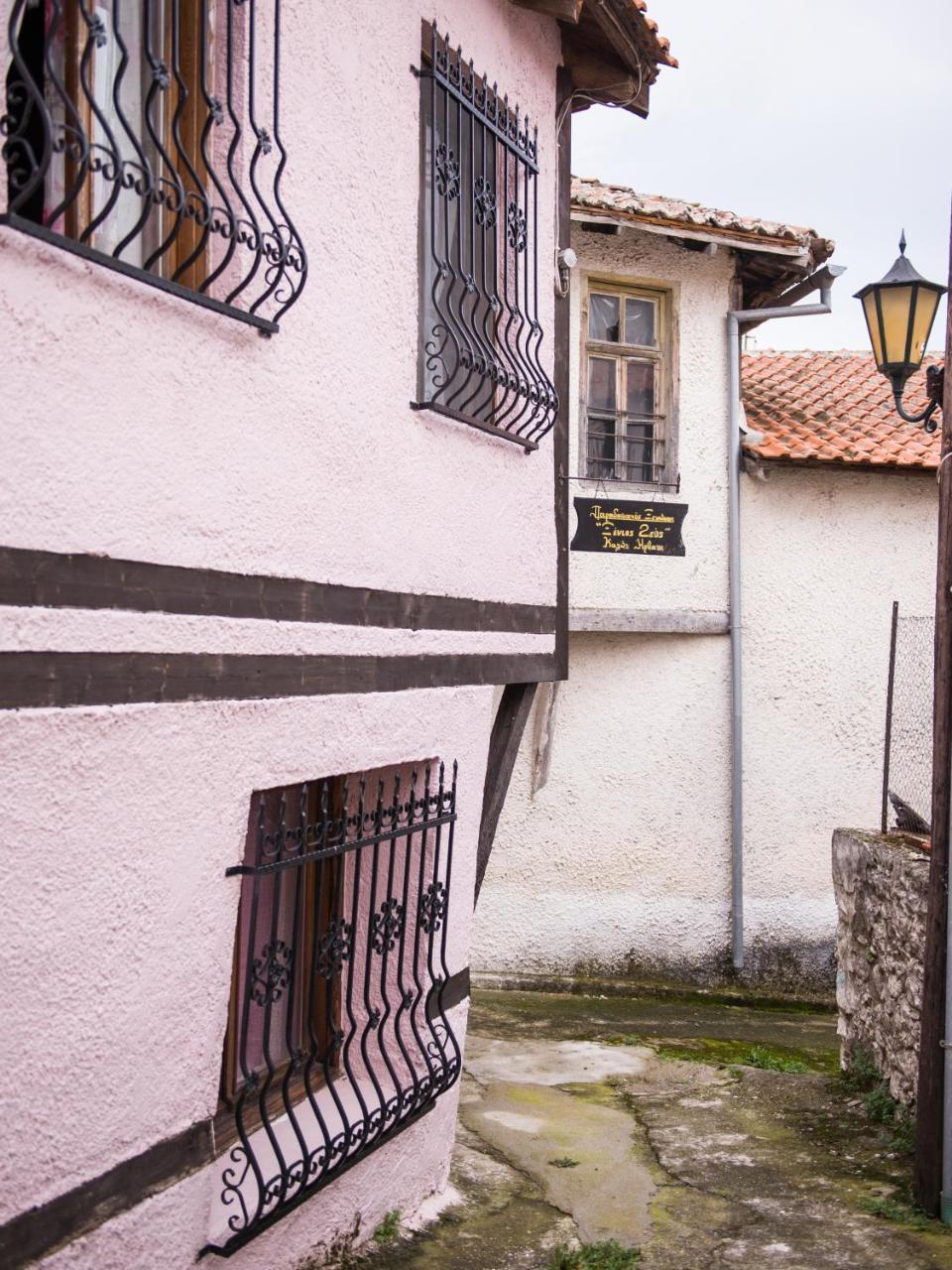 Guesthouse Xenios Zeus Stavroupoli Exteriör bild