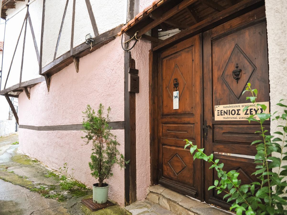 Guesthouse Xenios Zeus Stavroupoli Exteriör bild