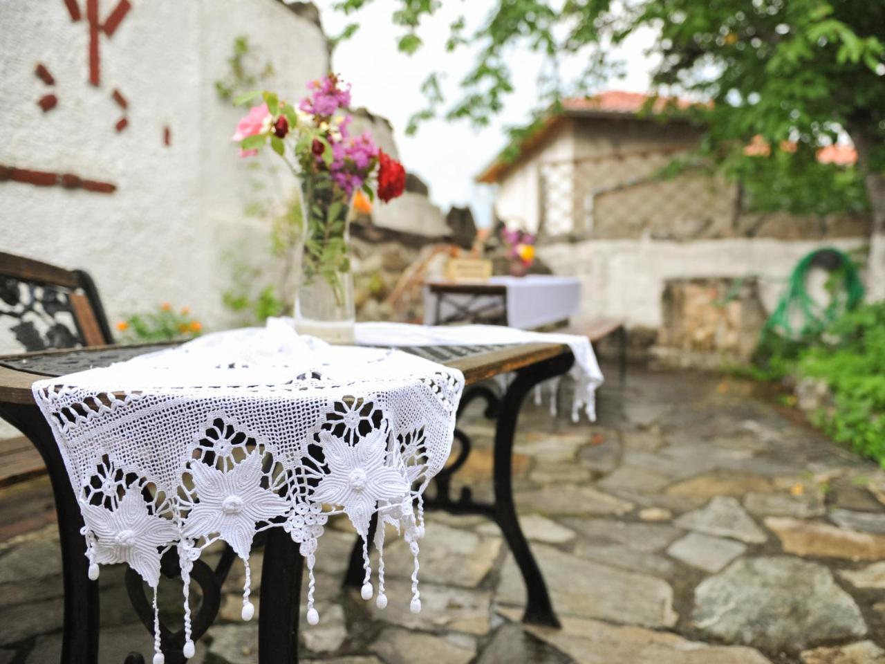 Guesthouse Xenios Zeus Stavroupoli Exteriör bild