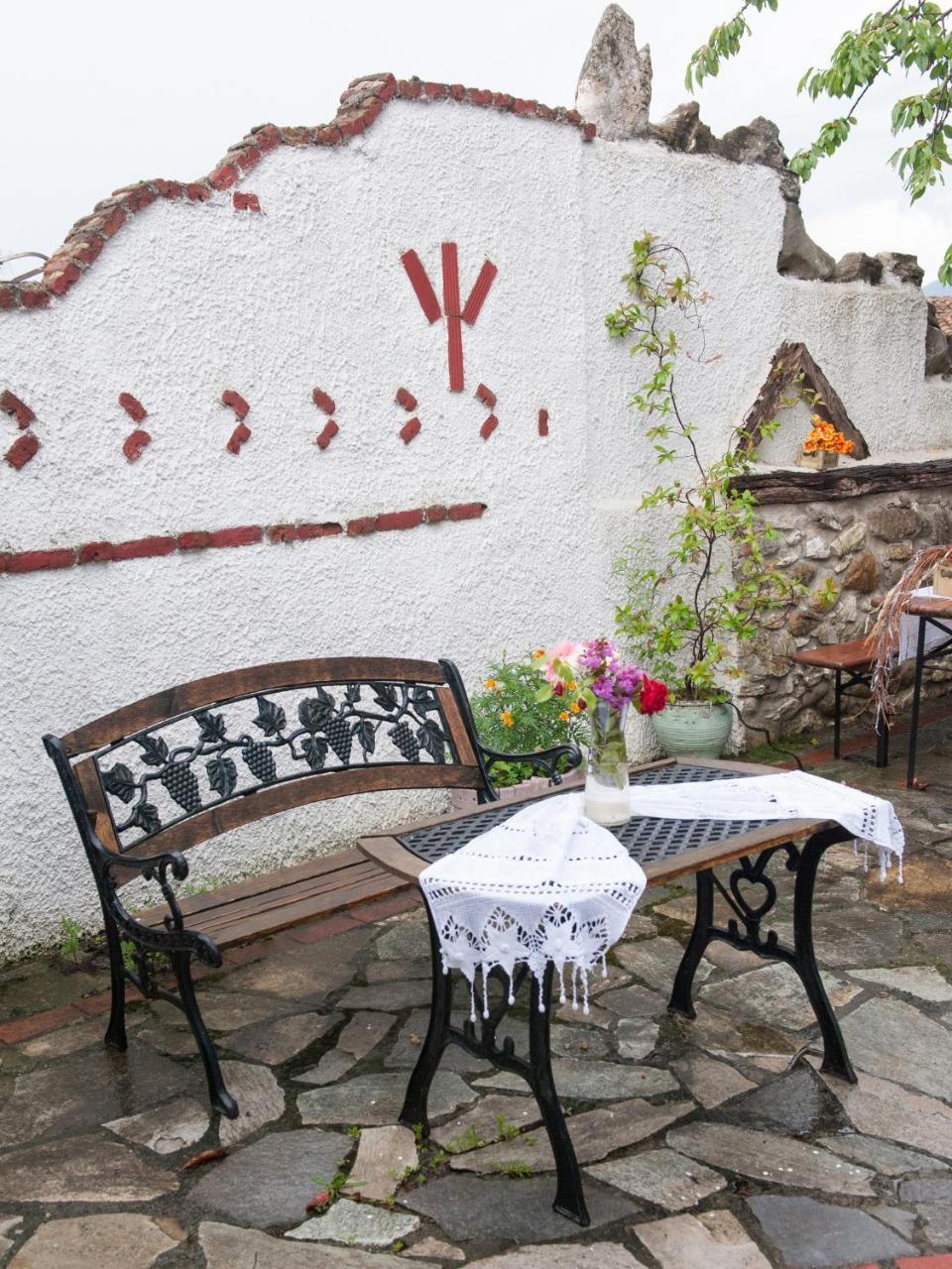 Guesthouse Xenios Zeus Stavroupoli Exteriör bild