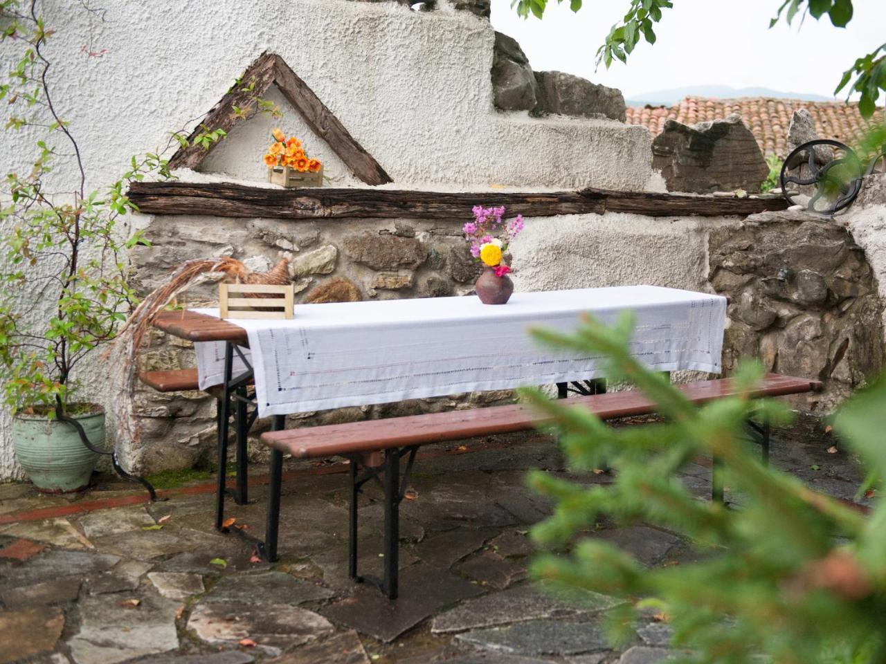 Guesthouse Xenios Zeus Stavroupoli Exteriör bild