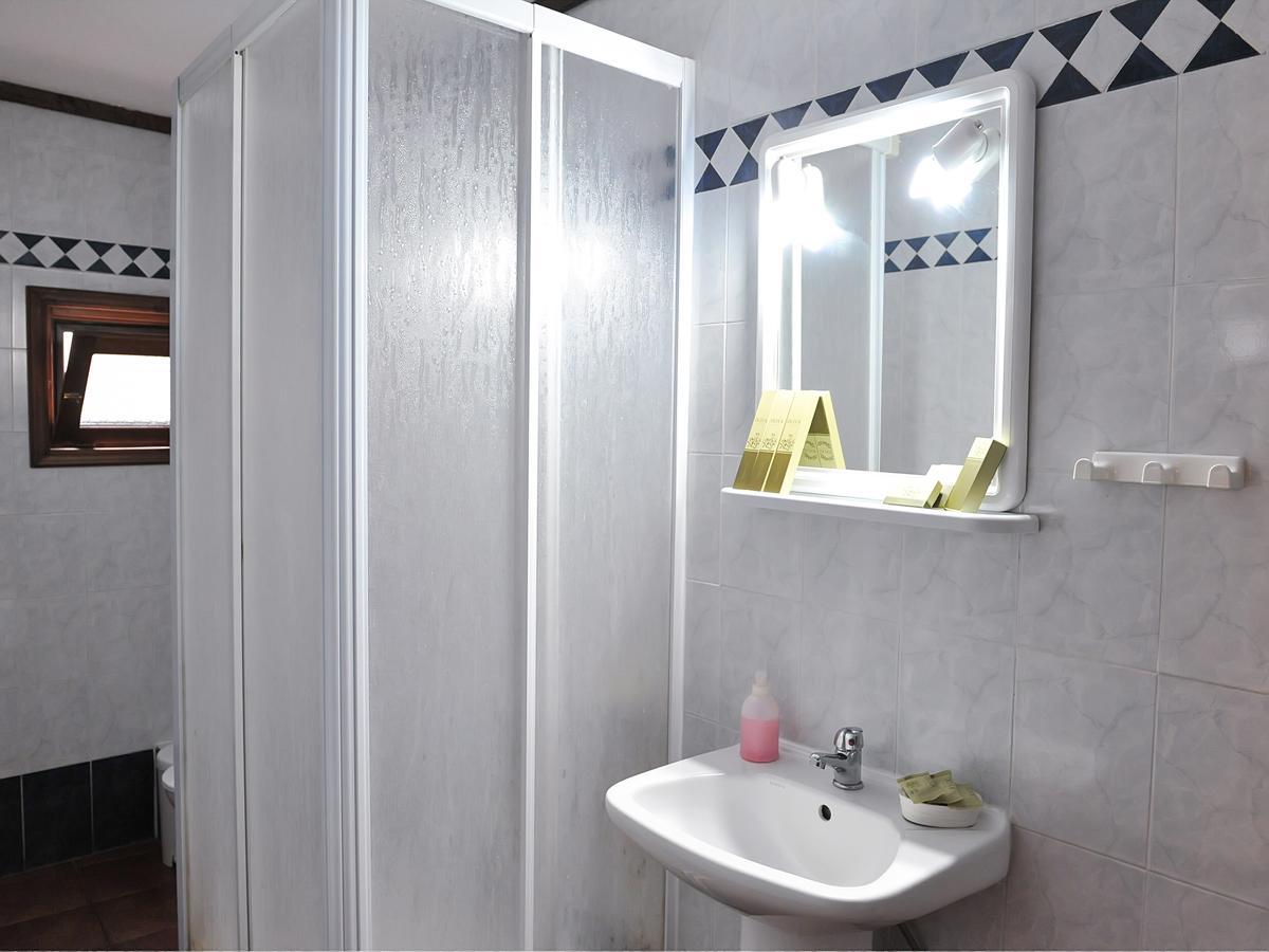 Guesthouse Xenios Zeus Stavroupoli Exteriör bild