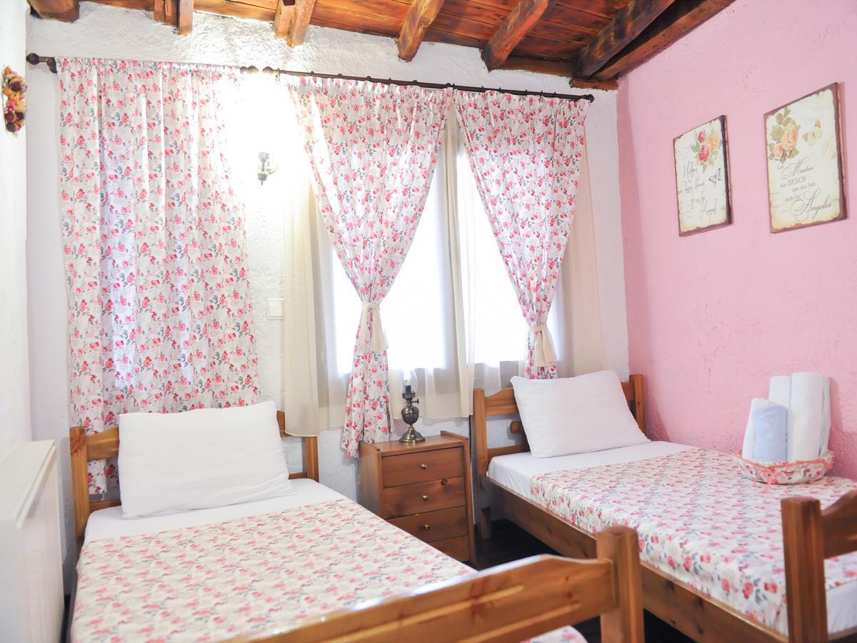 Guesthouse Xenios Zeus Stavroupoli Exteriör bild