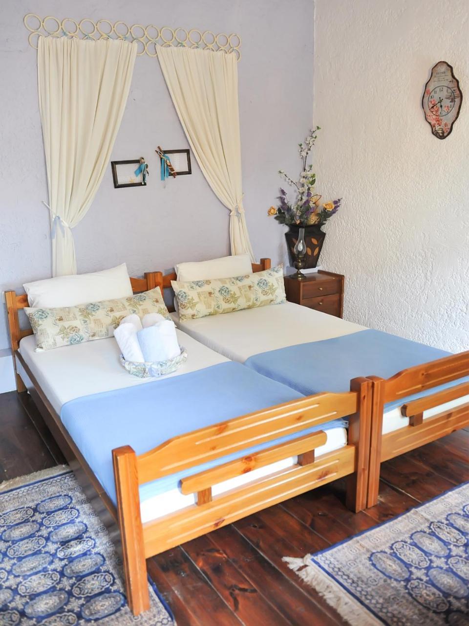 Guesthouse Xenios Zeus Stavroupoli Exteriör bild